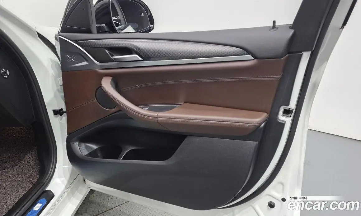 BMW X4 2022 2.0 автомат (гидро), фото 14