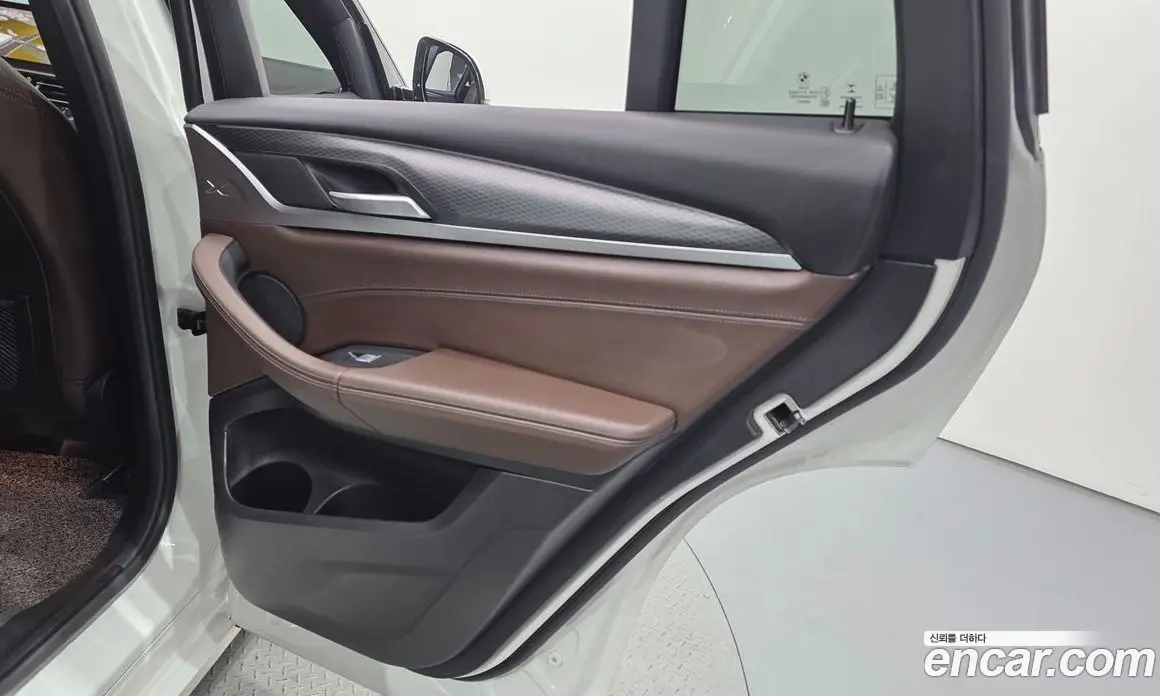BMW X4 2022 2.0 автомат (гидро), фото 15