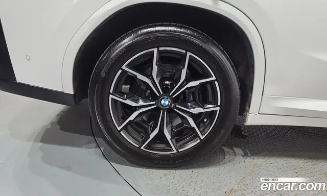 BMW X4 2022 2.0 автомат (гидро), миниатюра 5