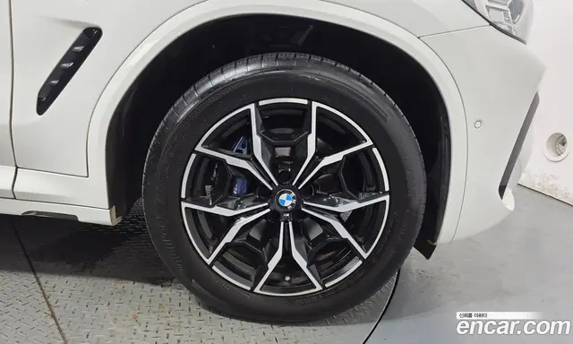 BMW X4 2022 2.0 автомат (гидро), миниатюра 7