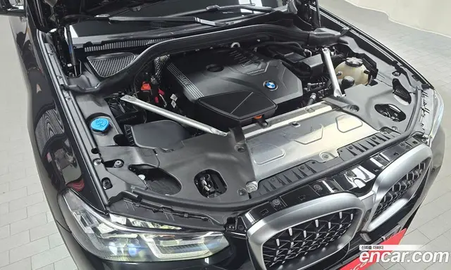 BMW X4 2024 2.0 автомат (гидро), миниатюра 6