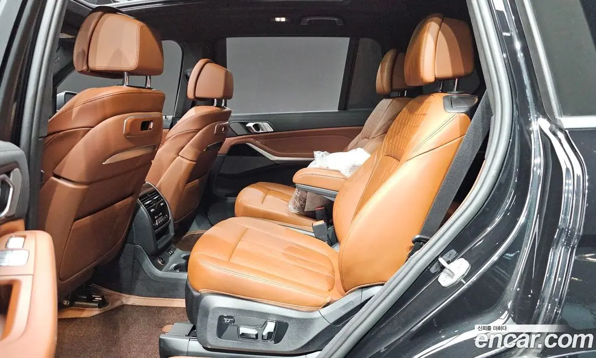 BMW X7 2023 3.0 автомат (гидро), фото 16 BMW X7 2023 3.0 автомат (гидро), фото 16