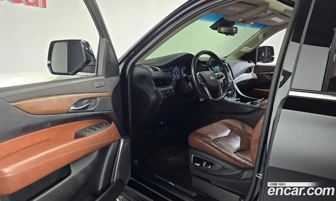 Cadillac Escalade 2018 6.2 автомат (гидро), фото 13
