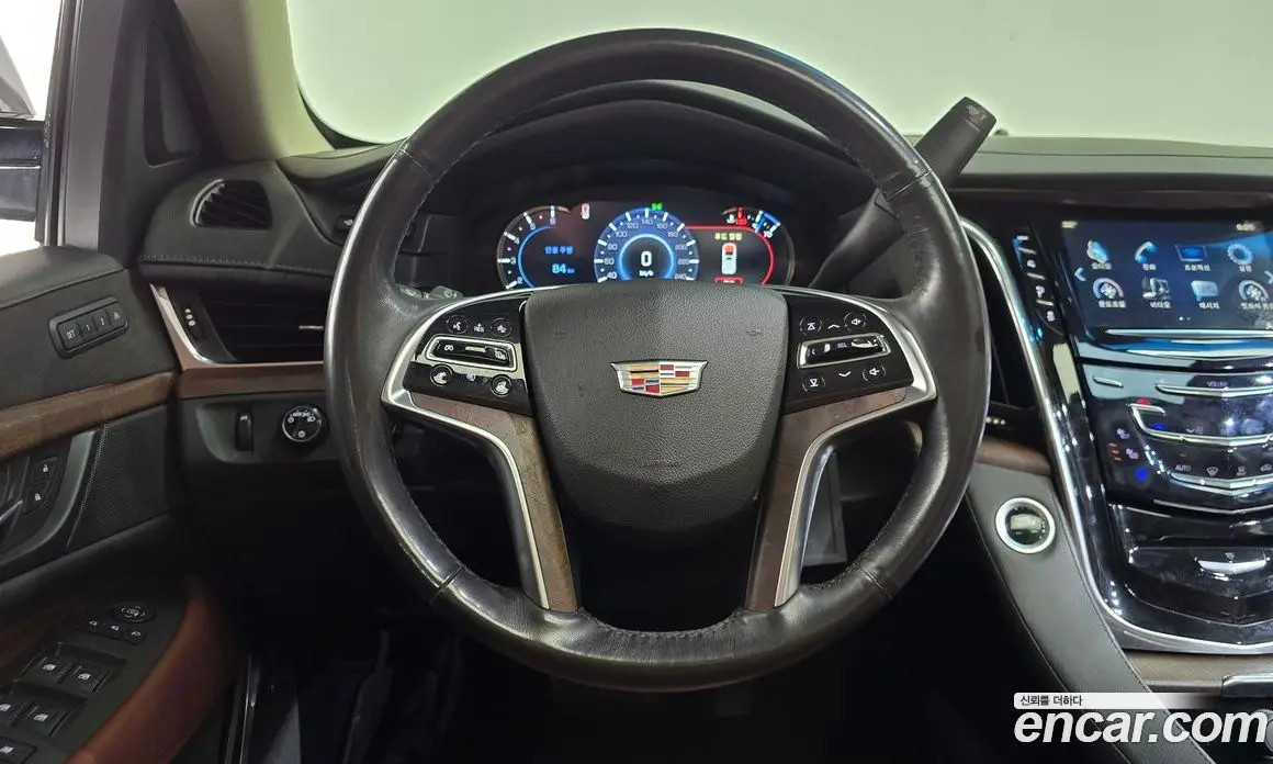 Cadillac Escalade 2018 6.2 автомат (гидро), фото 18