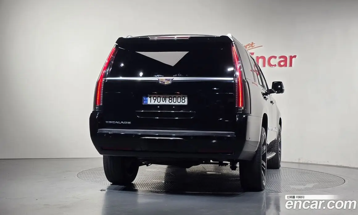 Cadillac Escalade 2018 6.2 автомат (гидро), фото 4