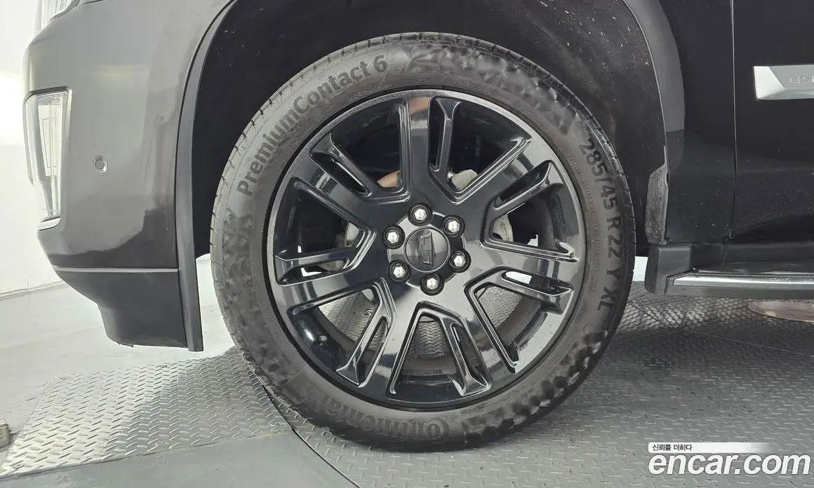 Cadillac Escalade 2018 6.2 автомат (гидро), фото 5