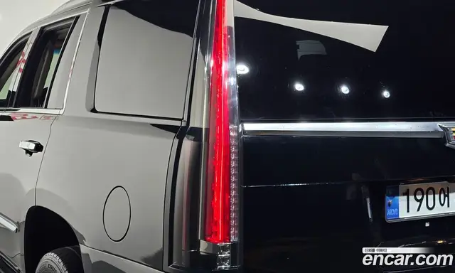 Cadillac Escalade 2018 6.2 автомат (гидро), миниатюра 9