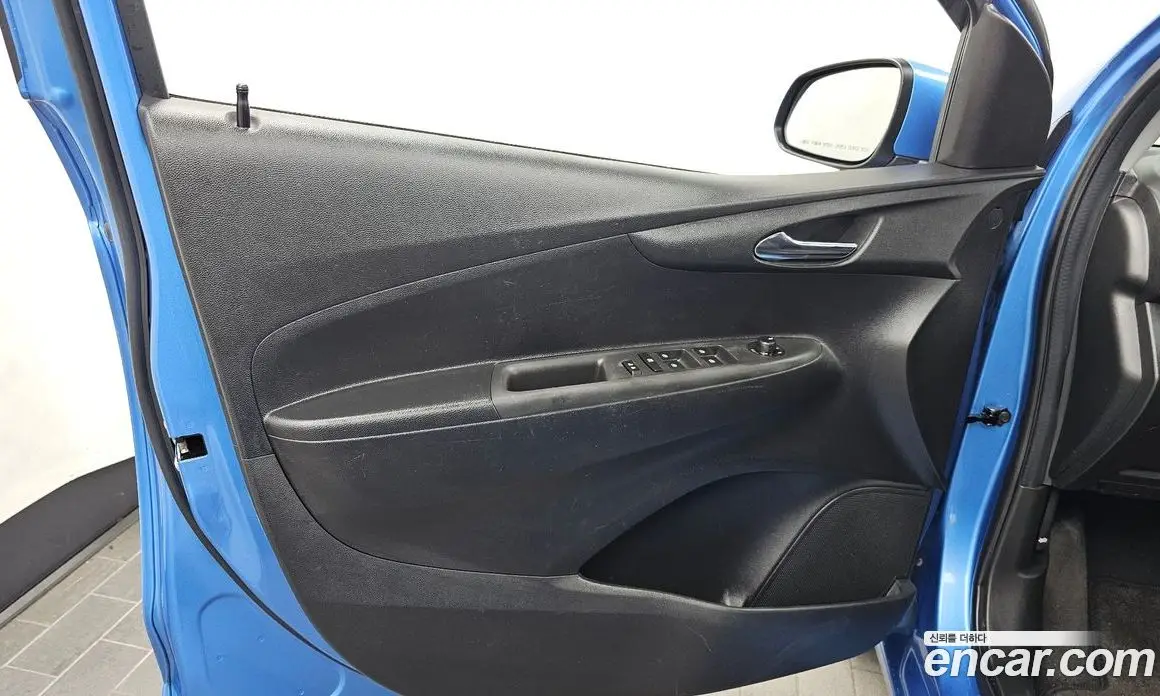 Chevrolet Spark 2015 1.0 автомат (гидро), фото 14