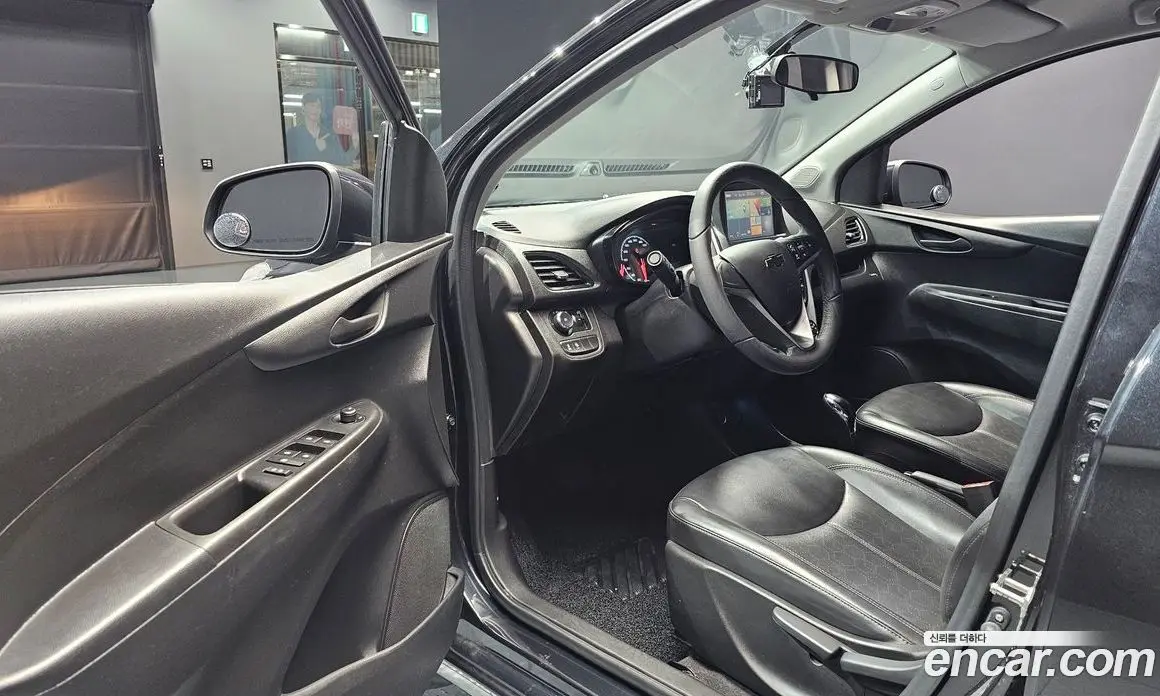 Chevrolet Spark 2016 1.0 автомат (гидро), фото 13