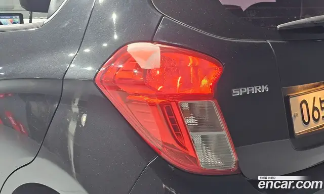 Chevrolet Spark 2016 1.0 автомат (гидро), миниатюра 9
