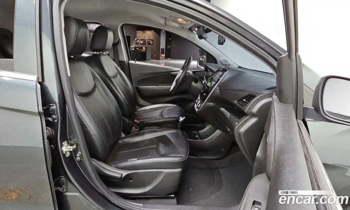Chevrolet Spark 2018 1.0 автомат (гидро), фото 18