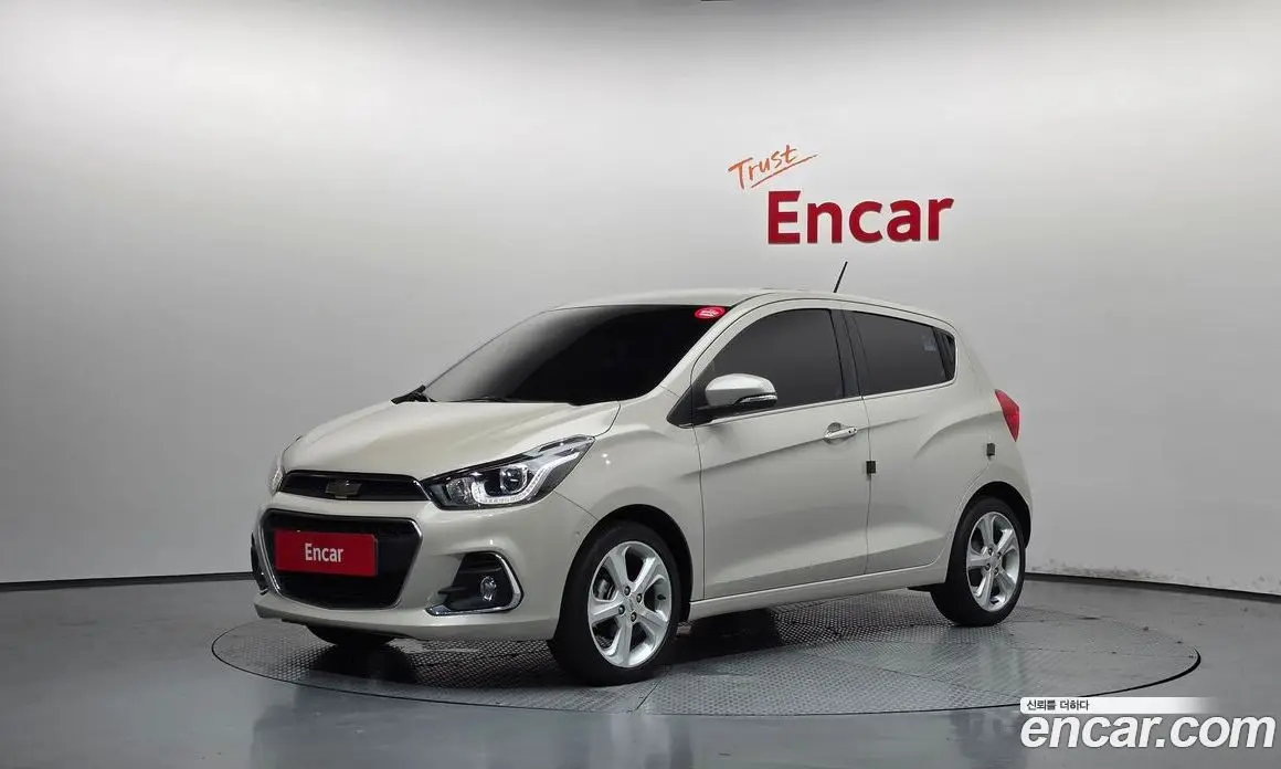 Chevrolet Spark 2018 1.0 автомат (гидро), фото 1