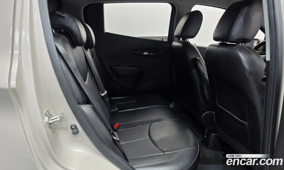 Chevrolet Spark 2018 1.0 автомат (гидро), фото 17