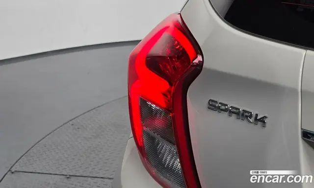 Chevrolet Spark 2018 1.0 автомат (гидро), миниатюра 9