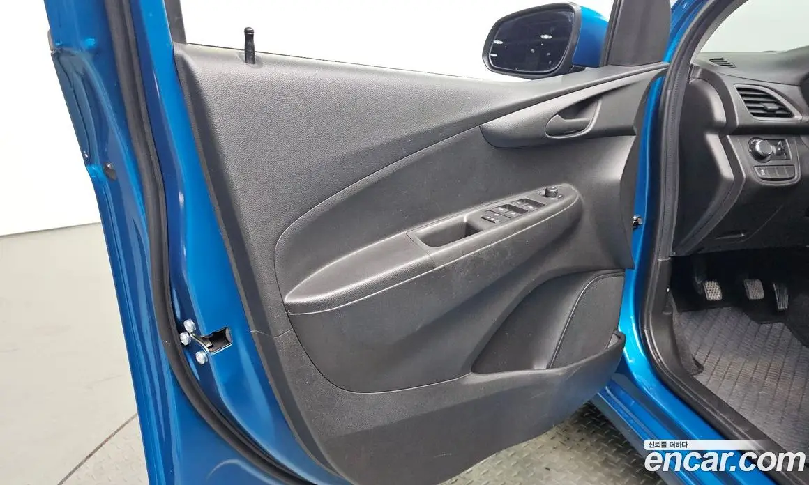 Chevrolet Spark 2019 1.0 механика, фото 14