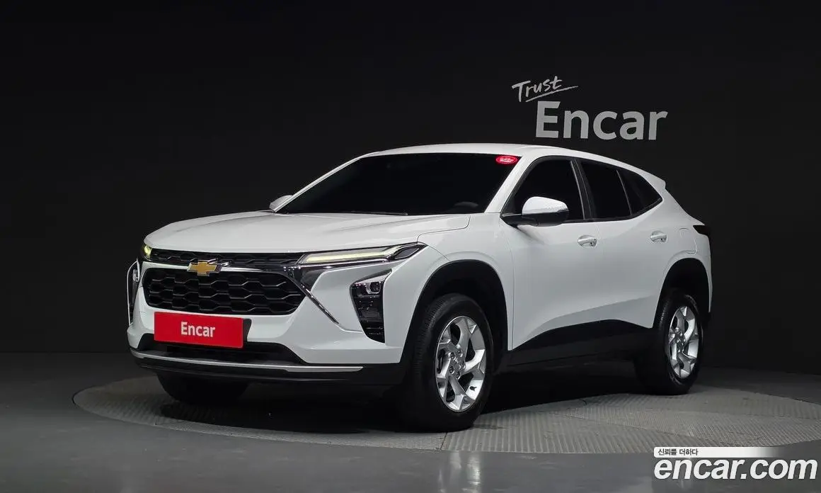 Chevrolet Trax 2023 1.2 автомат (гидро), фото 1