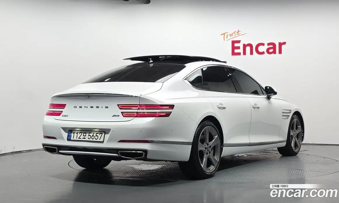 Genesis G80 2023 2.5 автомат (гидро), фото 1