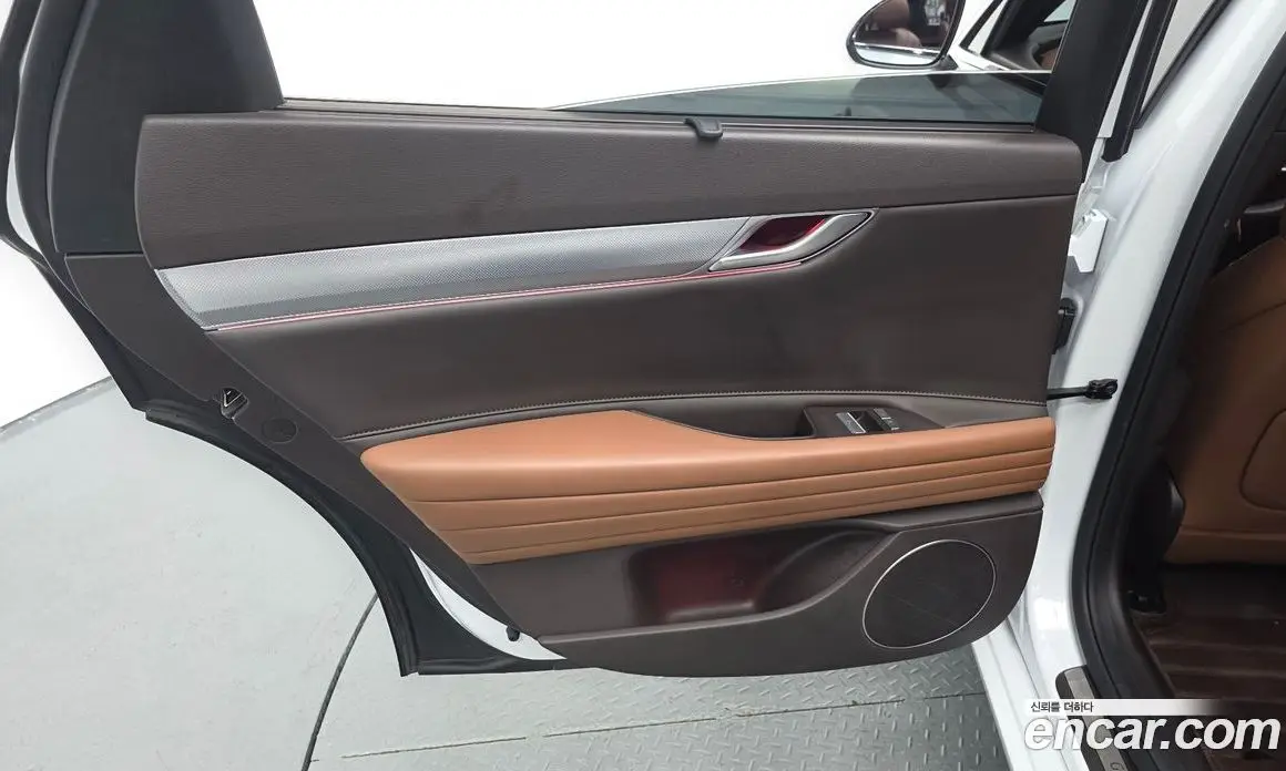 Genesis G80 2023 2.5 автомат (гидро), фото 14