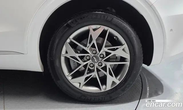 Genesis GV70 2022 2.5 автомат (гидро), миниатюра 7