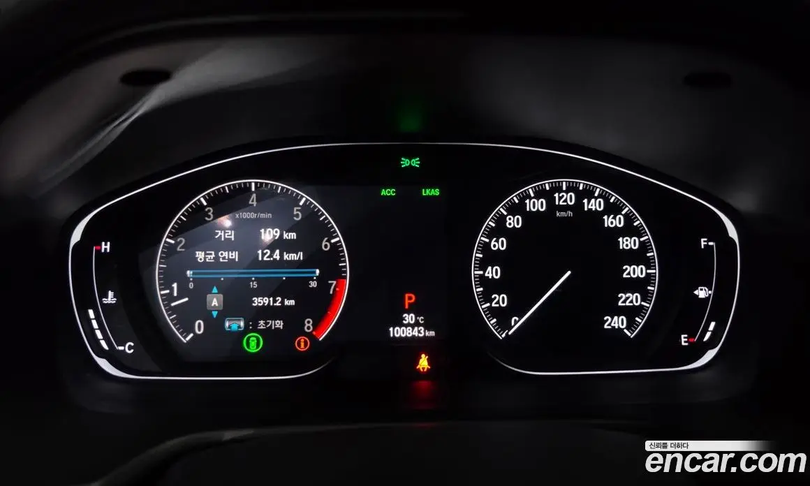 Honda Accord 2018 2.0 автомат (гидро), фото 11