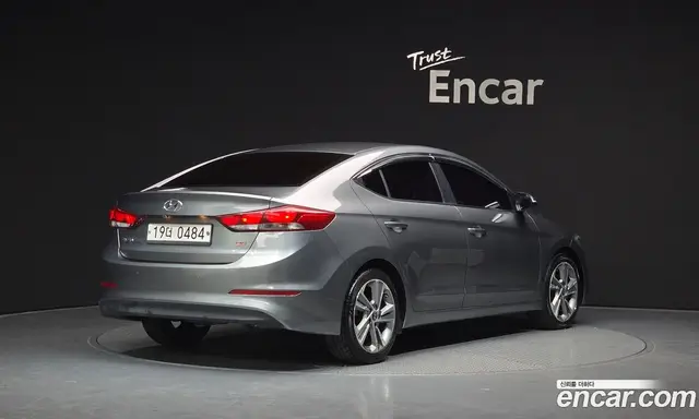 Hyundai Avante 2016 1.6 автомат (гидро), миниатюра 2