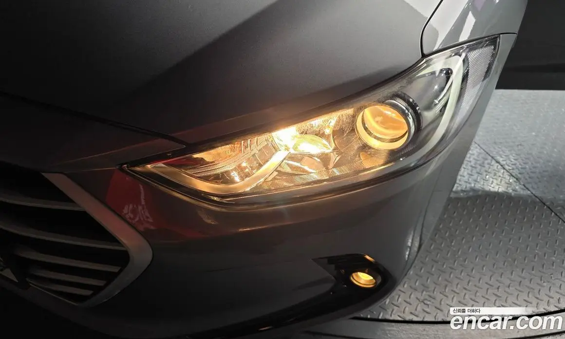 Hyundai Avante 2016 1.6 автомат (гидро), фото 8