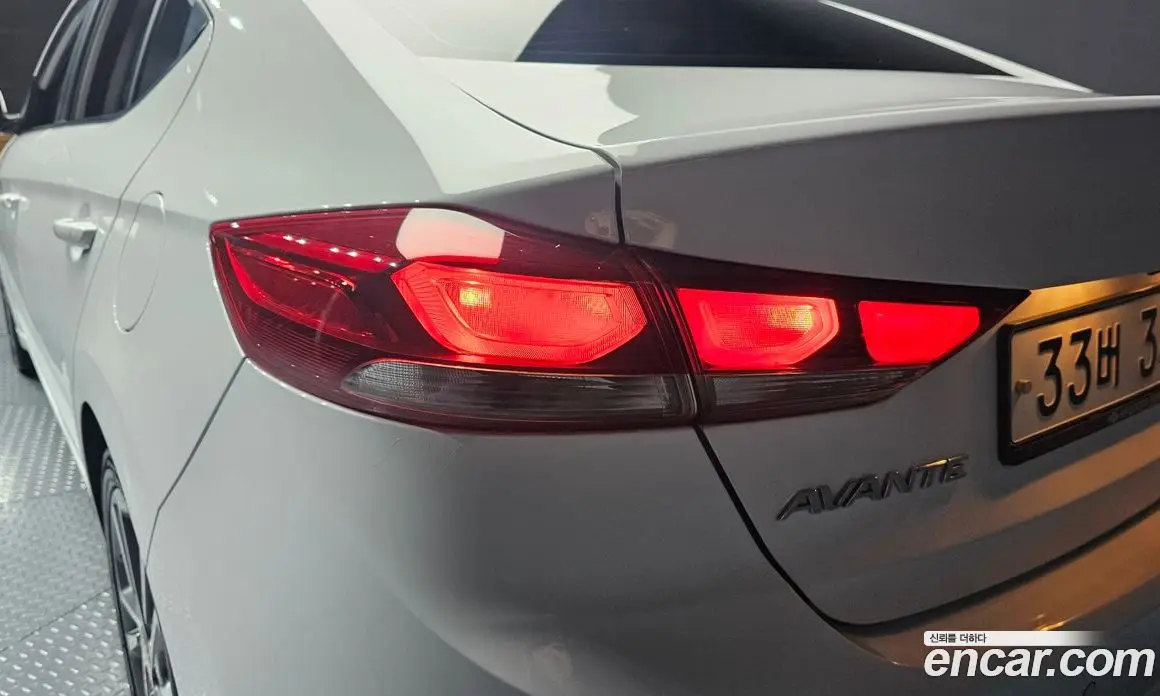 Hyundai Avante 2017 1.6 автомат (гидро), фото 9 Hyundai Avante 2017 1.6 автомат (гидро), фото 9