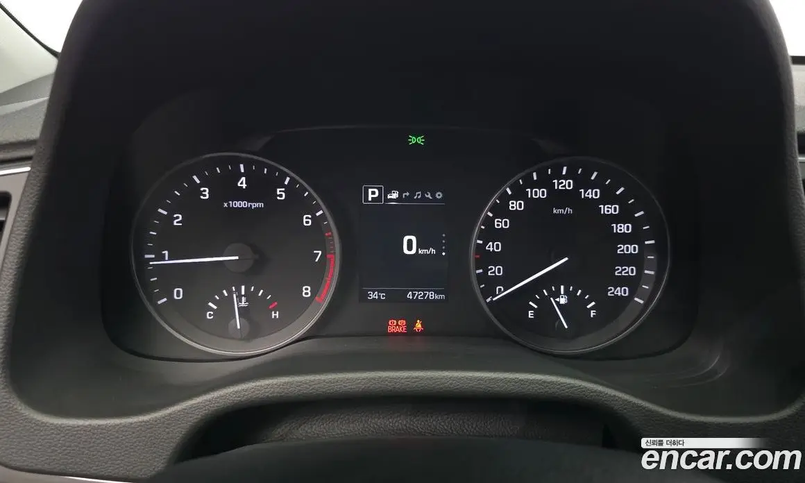 Hyundai Avante 2017 1.6 автомат (гидро), фото 11