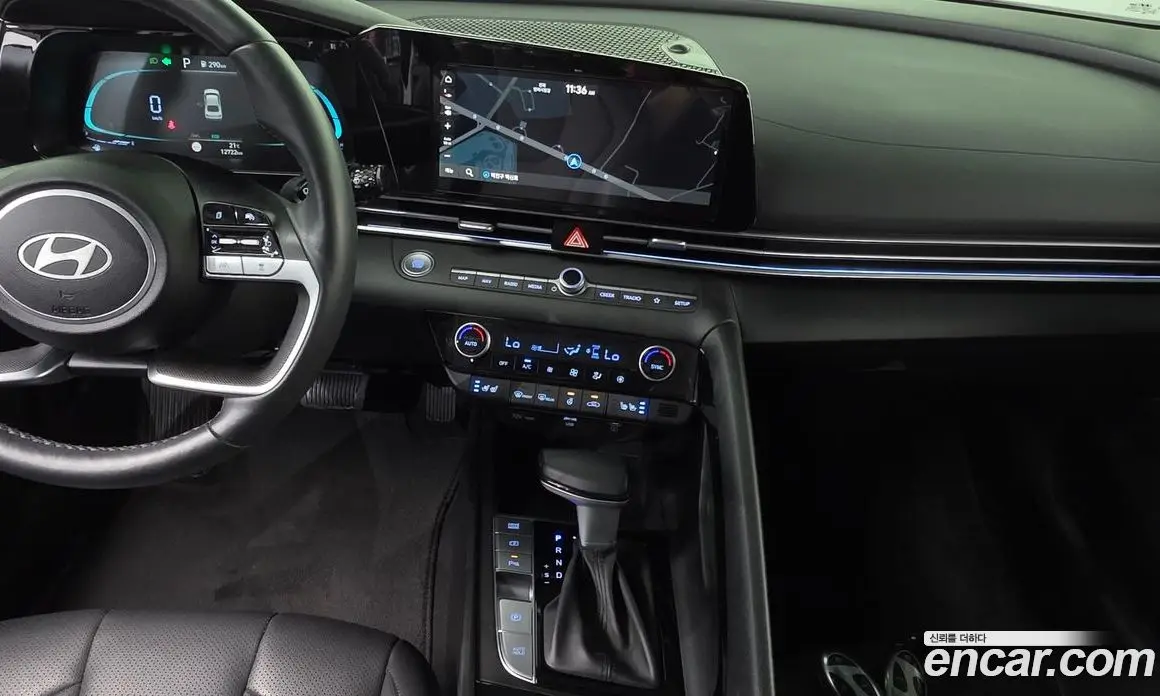 Hyundai Avante 2023 1.6 автомат (гидро), фото 20