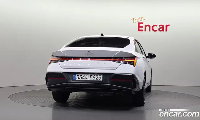 Hyundai Avante 2023 1.6 автомат (гидро), миниатюра 4