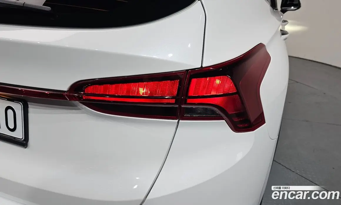 Hyundai Santa Fe 2022 2.2 автомат (гидро), фото 8 Hyundai Santa Fe 2022 2.2 автомат (гидро), фото 8