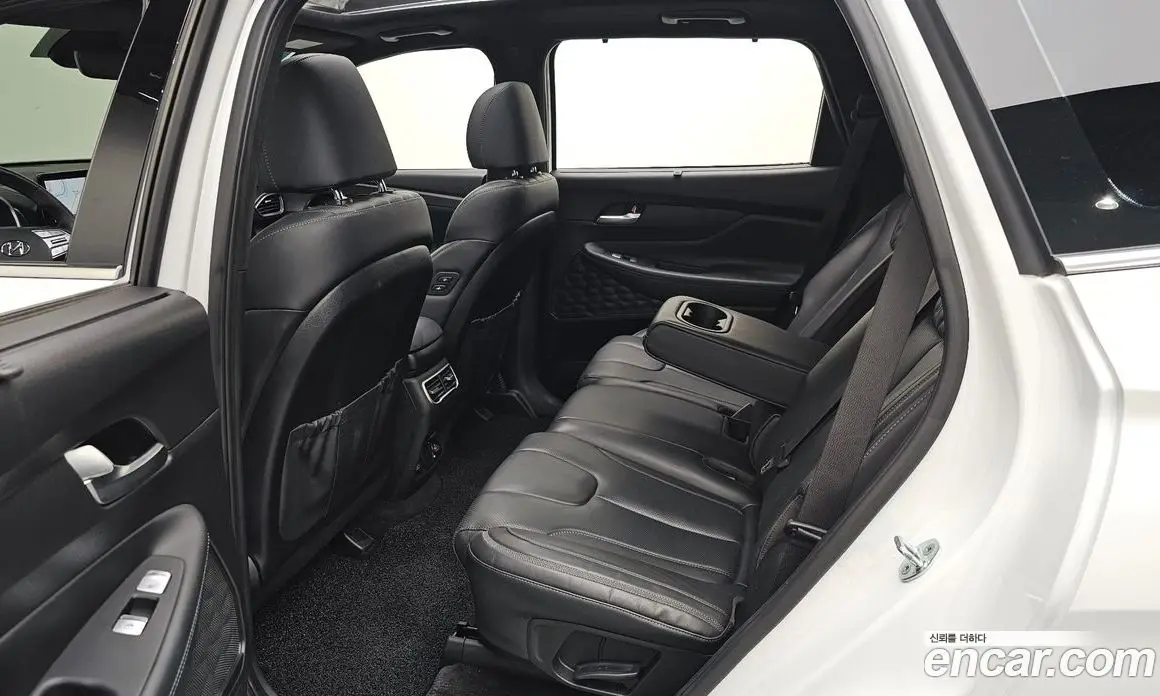 Hyundai Santa Fe 2022 1.6 автомат (гидро), фото 15 Hyundai Santa Fe 2022 1.6 автомат (гидро), фото 15