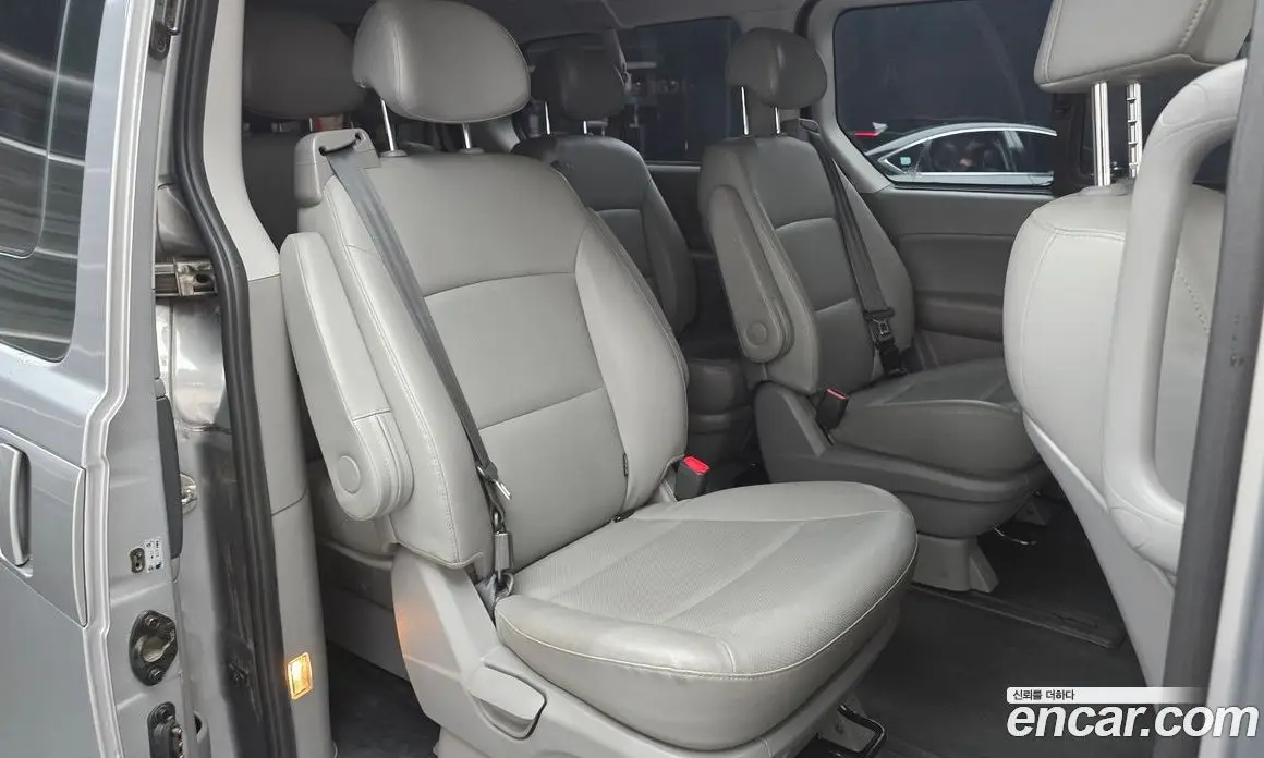 Hyundai Starex 2018 2.5 автомат (гидро), фото 17