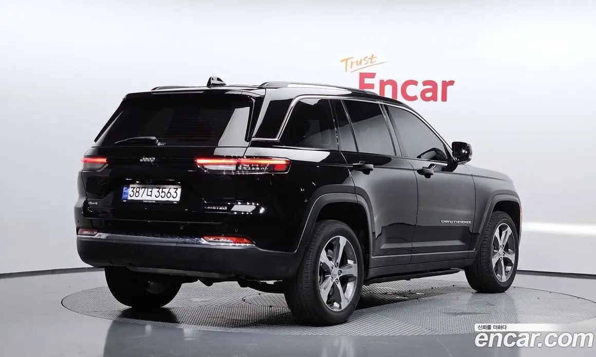 Jeep Cherokee 2023 3.6 автомат (гидро), фото 2 Jeep Cherokee 2023 3.6 автомат (гидро), фото 2