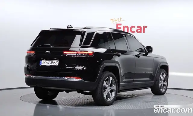 Jeep Cherokee 2023 3.6 автомат (гидро), миниатюра 2 Jeep Cherokee 2023 3.6 автомат (гидро), миниатюра 2