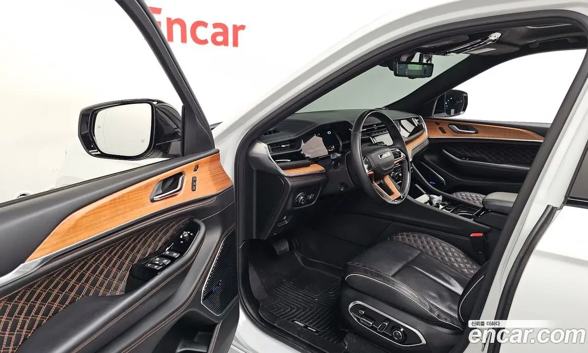Jeep Cherokee 2023 3.6 автомат (гидро), фото 12