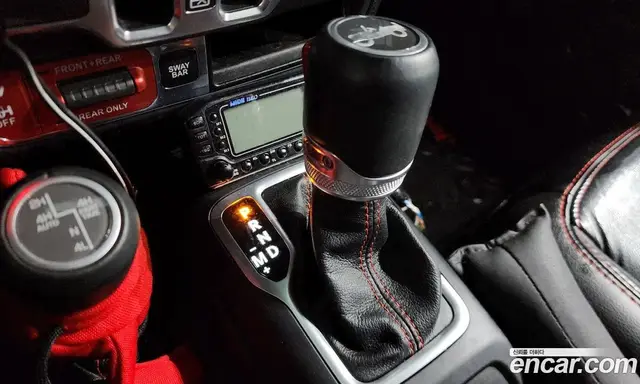 Jeep Wrangler 2018 2.0 автомат (гидро), миниатюра 12
