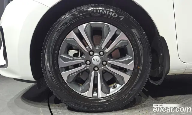 Kia Carnival 2019 2.2 автомат (гидро), миниатюра 4 Kia Carnival 2019 2.2 автомат (гидро), миниатюра 4