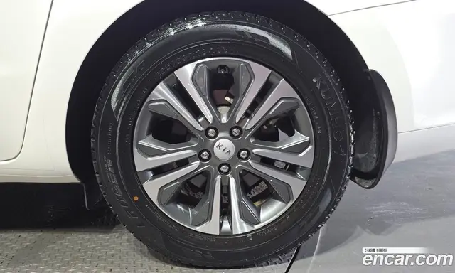 Kia Carnival 2019 2.2 автомат (гидро), миниатюра 6 Kia Carnival 2019 2.2 автомат (гидро), миниатюра 6