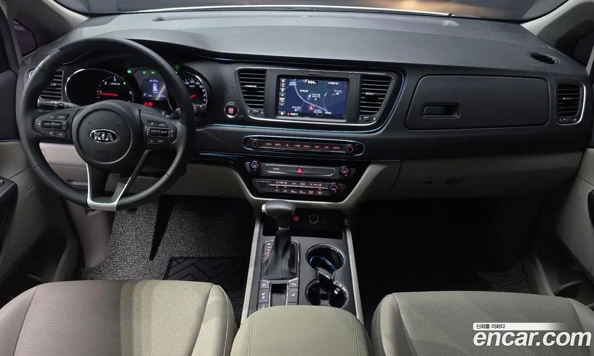 Kia Carnival 2019 2.2 автомат (гидро), фото 9 Kia Carnival 2019 2.2 автомат (гидро), фото 9