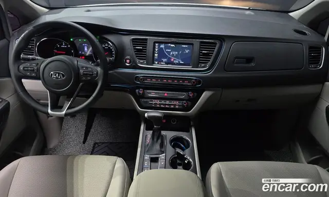Kia Carnival 2019 2.2 автомат (гидро), миниатюра 9 Kia Carnival 2019 2.2 автомат (гидро), миниатюра 9