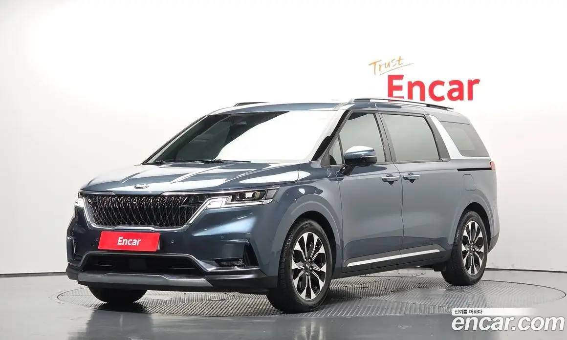 Kia Carnival 2021 2.2 автомат (гидро), фото 1