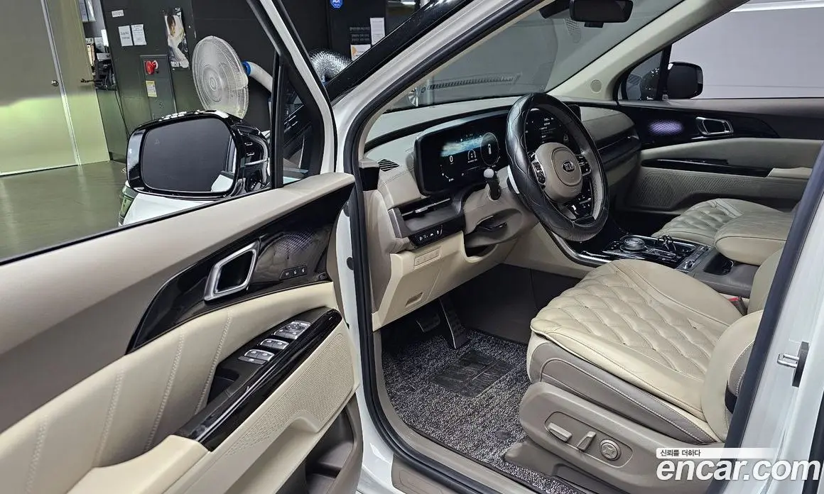 Kia Carnival 2021 3.5 автомат (гидро), фото 13