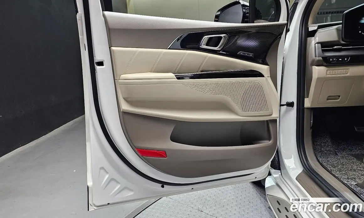 Kia Carnival 2021 3.5 автомат (гидро), фото 15