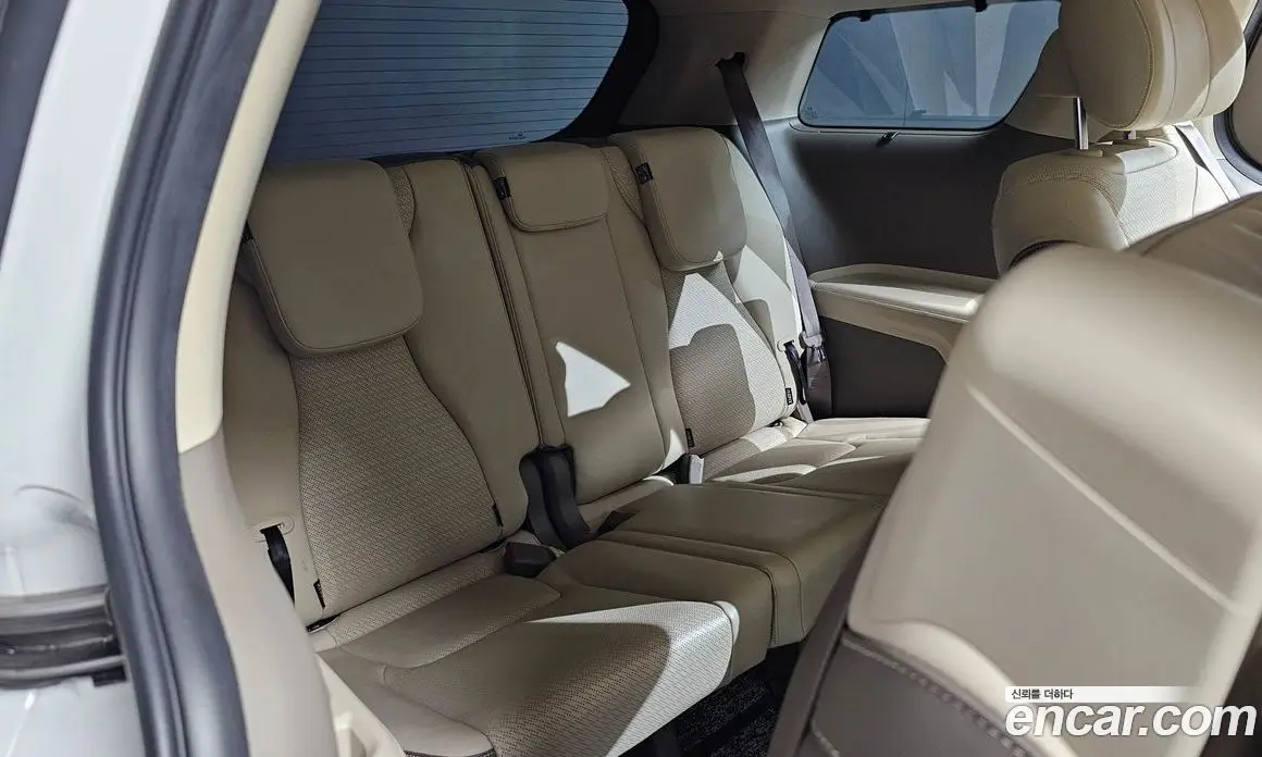 Kia Carnival 2021 3.5 автомат (гидро), фото 17