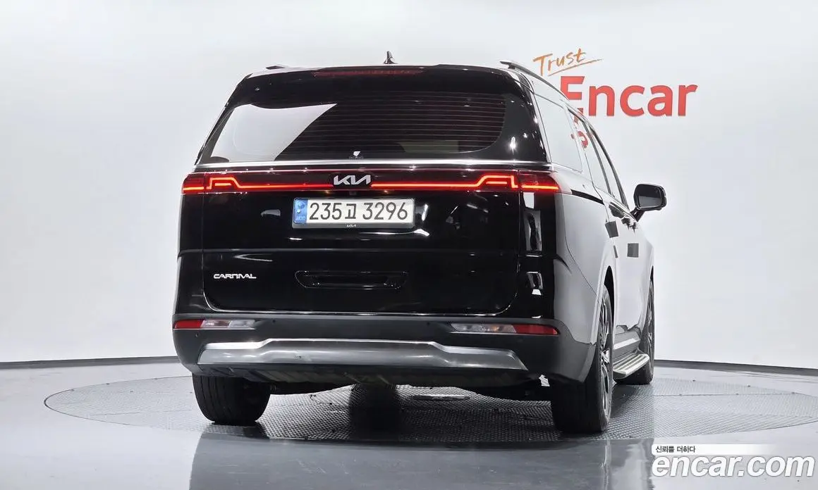 Kia Carnival 2023 3.5 автомат (гидро), фото 4