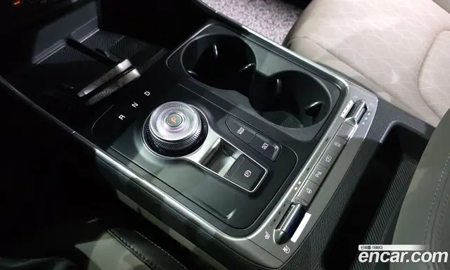 Kia Carnival 2024 2.2 автомат (гидро), миниатюра 12