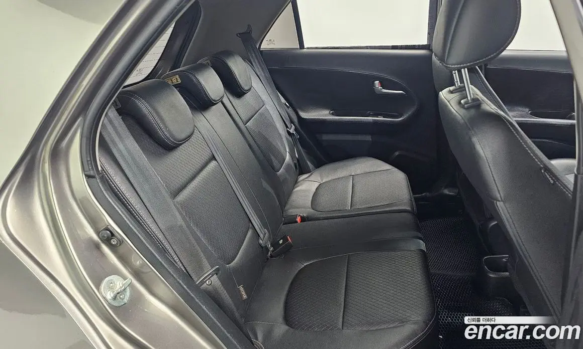 Kia Morning 2014 1.0 автомат (гидро), фото 16 Kia Morning 2014 1.0 автомат (гидро), фото 16