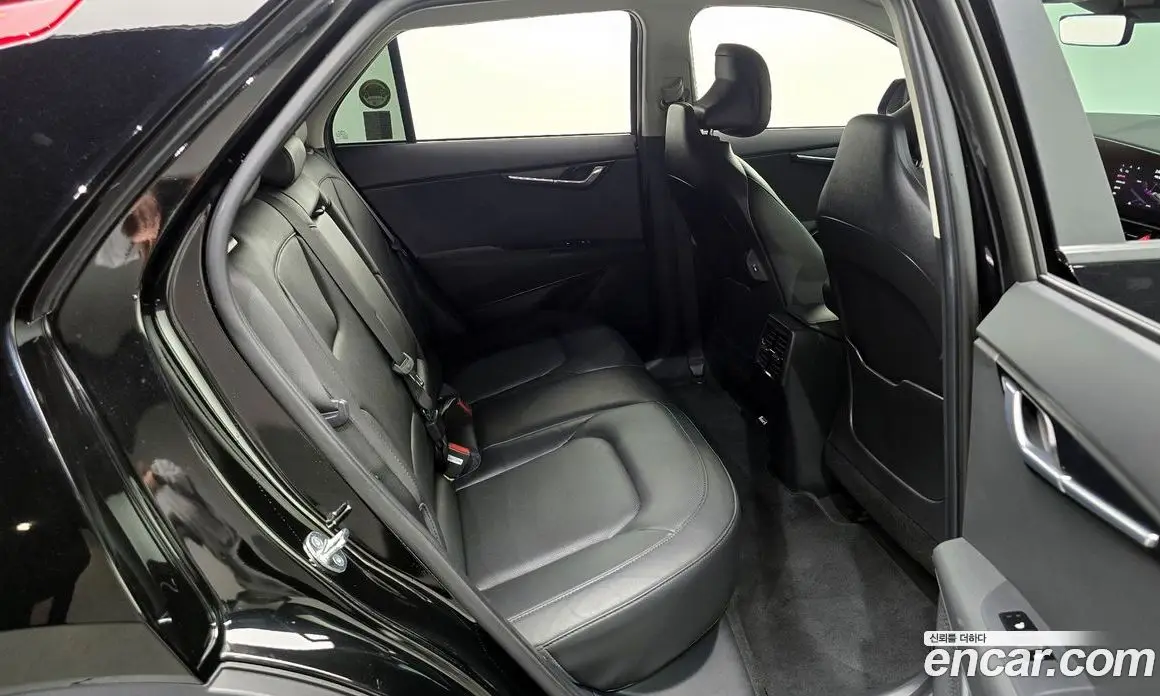 Kia Niro 2023 0.2 автомат (гидро), фото 20 Kia Niro 2023 0.2 автомат (гидро), фото 20