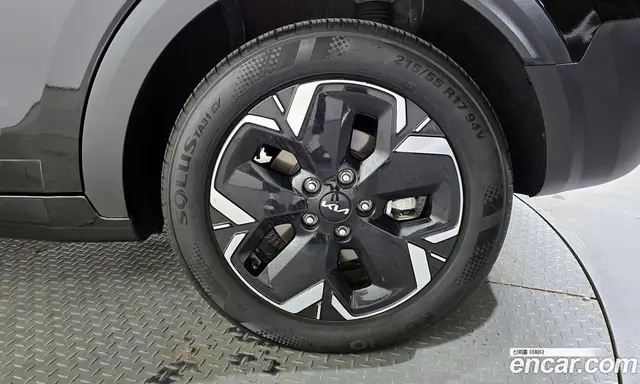 Kia Niro 2023 0.2 автомат (гидро), миниатюра 7 Kia Niro 2023 0.2 автомат (гидро), миниатюра 7